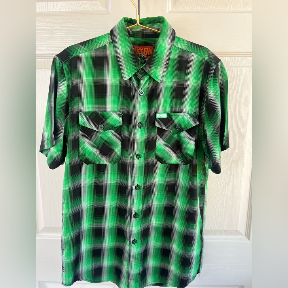 O'MALLEY SIZE S BAMBOO BUTTON DOWN SHORT SLEEVE SHIRT